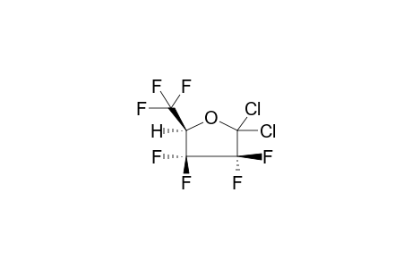 2-TRIFLUOROMETHYL-5,5-DICHLORO-3,3,4,4-TETRAFLUOROOXOLANE