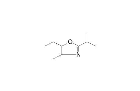 5-Ethyl-2-isopropyl-4-methyloxazole