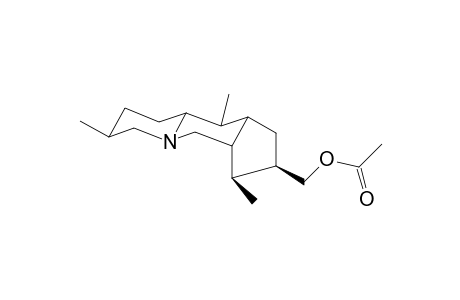 1,5,10-Trimethyl-4-(acetoxymethyl)-8-aza-tricyclo[7.4.4.0]tridecane