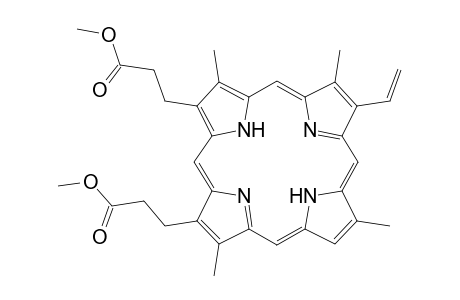 21H,23H-Porphine-2,18-dipropanoic acid,8-ethenyl-3,7,12,17-tetramethyl-, dimethyl ester