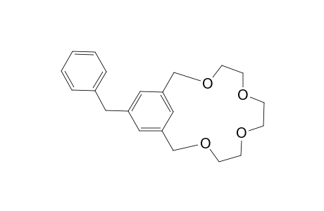 16-(phenylmethyl)-3,6,9,12-tetraoxabicyclo[12.3.1]octadeca-1(18),14,16-triene