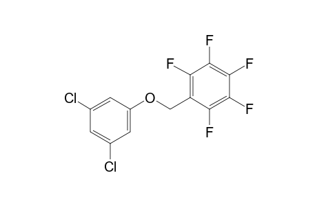 3,5-Dichlorophenyl 2,3,4,5,6-pentafluorobenzyl ether