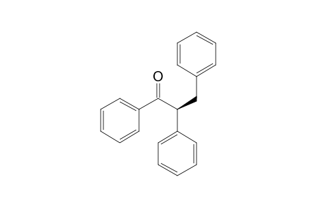 (2R)-1,2,3-TRIPHENYL-PROPAN-1-ONE