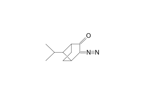 3-Diazo-syn-7-isopropyl-bicyclo-[2.2.1]-heptan-2-one