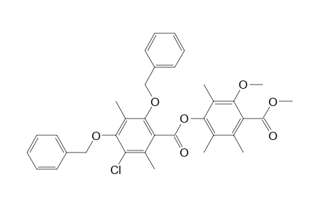 Benzoic acid, 3-chloro-2,5-dimethyl-4,6-bis(phenylmethoxy)-, 3-methoxy-4-(methoxycarbonyl)-2,5,6-trimethylphenyl ester