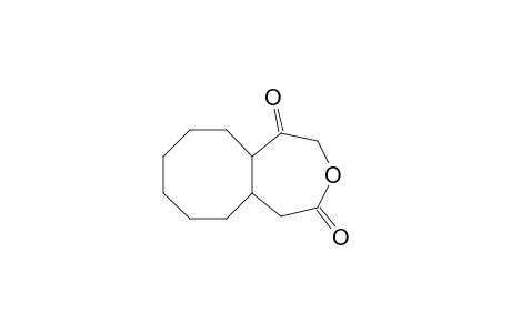 11-Oxabicyclo[6.5.0]tridecan-9,12-dione