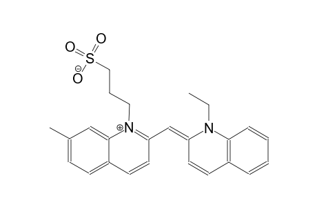(E)-3-(2-((1-ethylquinolin-2(1H)-ylidene)methyl)-7-methylquinolin-1-ium-1-yl)propane-1-sulfonate