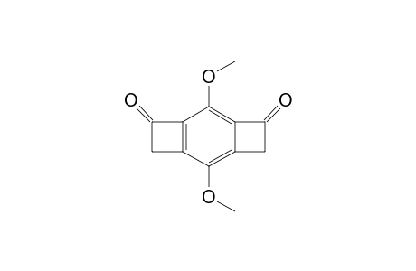 2,7-Dimethoxytricyclo[6.2.0.0(3,6)]deca-1(8),2,6-triene-4,10-dione