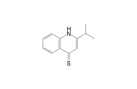 2-Isopropylquinoline-4(1H)-thione