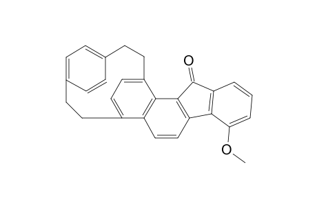 8-Methoxy-4H-indeno[1,2-c][2.2]-(1,4)-naphthalen-4-ona-paracyclophane