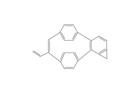 Bicyclo[4.1.0]heptatrieno[2,3-a][2.2]-7-vinylparacyclophane-7-ene