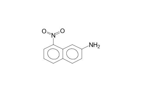 1-nitro-7-aminonaphthalene