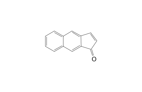 Naphthocyclopentadienone
