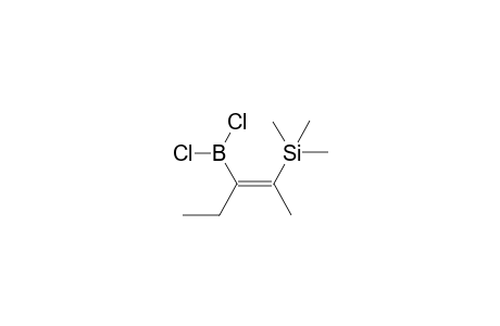 (E)-3-(Dichlorboryl)-2-(trimethylsilyl)-2-pentene