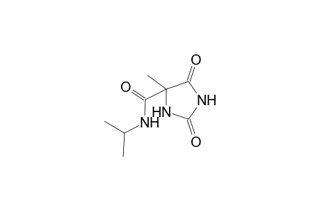 4-Methyl-2,5-bis(oxidanylidene)-N-propan-2-yl-imidazolidine-4-carboxamide