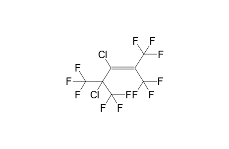 2,4-BIS(TRIFLUOROMETHYL)-3,4-DICHLORO-1,1,1,5,5,5-HEXAFLUOROPENTE-2-ENE