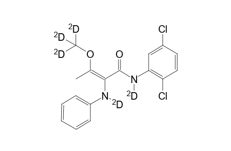 .alpha.-Deuteroanilino-.beta.-trideuteromethyoxycrotonic acid 2,5-dichlorodeuteroanilide