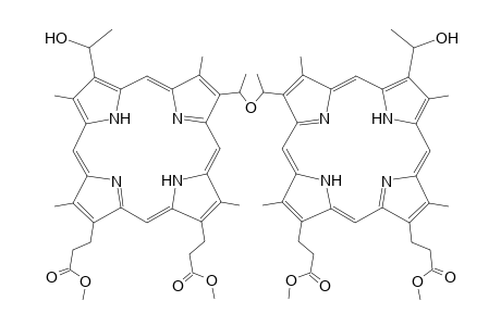 1,1'-{8,8'-Bis[3-(1-hydroxyethyl)-2,7,12,18-tetramethyl-13,17-bis(2-methoxycarbonylethyl)-21H,23H-porphyrin]}ethyl ether [(3,8-bis(1-hydroxyethyl)-2,7,12,18-tetramethyl-13,17-bis(2-methoxycarbonylethyl)-21H,23H-porphyrin) dimer isomer]