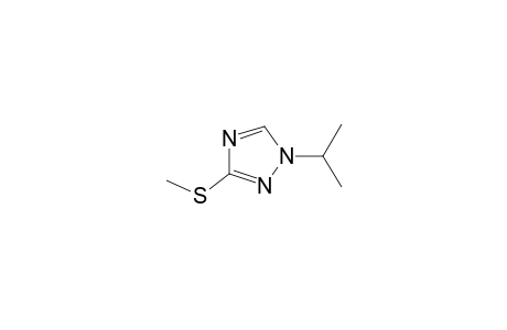 1H-1,2,4-Triazole, 1-(1-methylethyl)-3-(methylthio)-