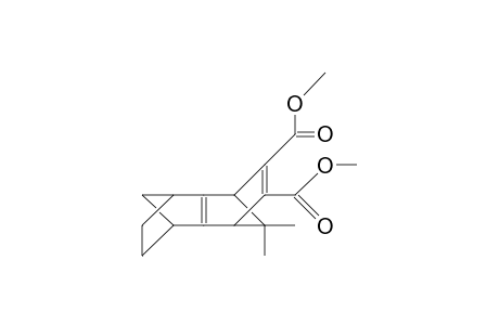 anti-2,3-Bis(methoxycarbonyl)-1,4,5,6,7,8-hexahydro-10,10-dimethyl-(1,4-5,8)-dimethano-naphthalene