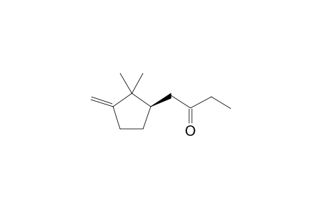 1-[(R)-(2,2-dimethyl-3-methylidenecyclopent-1-yl)]butan-2-one