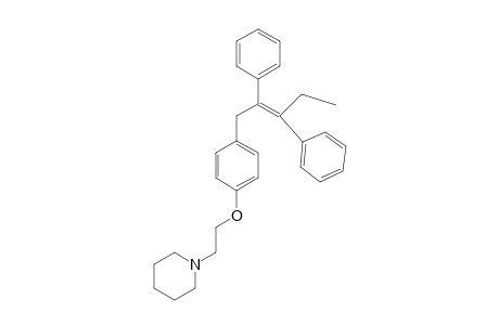 1,2-DIPHENYL-2-[4-(PIPERIDINYLETHOXY)-BENZYL]-BUT-1-ENE