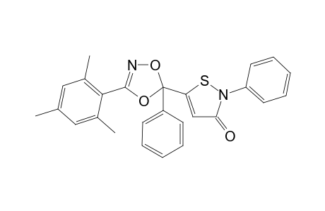 2-Phenyl-5-[5-phenyl-3-(2,4,6-trimethylphenyl)-1,4,2-dioxazol-5-yl]-1,2-thiazol-3-one