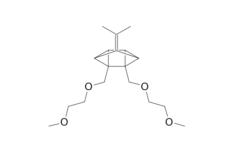3-Isopropylidene-1,5-bis[2'-methoxyethoxy)methyl]-tetracyclo[3.2.0.0(2,7).0(4,6)]heptane