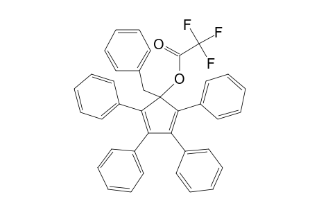 5-Trifluoroacyloxy-5-benzyl-1,2,3,4-tetraphenylcyclopentadien