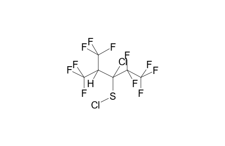 2-TRIFLUOROMETHYL-2-HYDRO-3-CHLOROPERFLUOROPENTASULPHENYLCHLORIDE-3