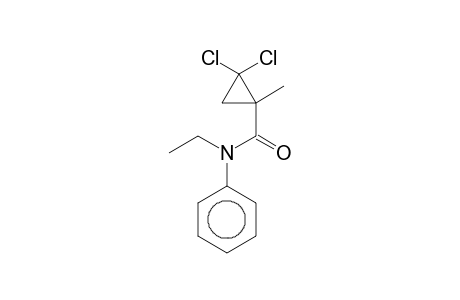 2,2-bis(chloranyl)-N-ethyl-1-methyl-N-phenyl-cyclopropane-1-carboxamide