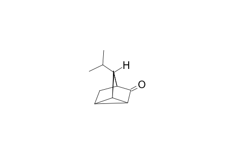 anti-5-Isopropyl-tricyclo-[2.2.1.0(2,6)]-heptan-3-one