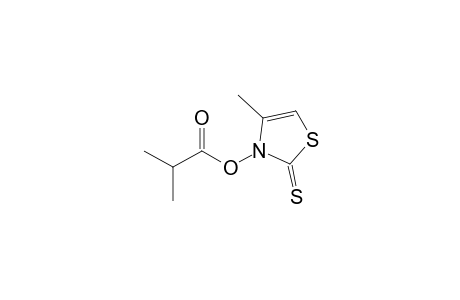 N-(2-Methylpropionyloxy)-4-methylthiazole-2(3H)-thione