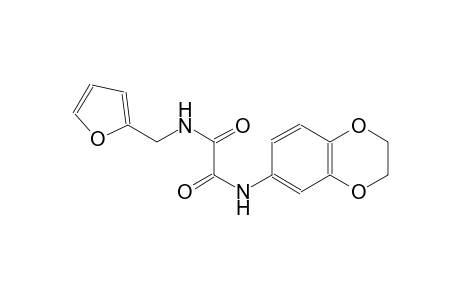 N~1~-(2,3-dihydro-1,4-benzodioxin-6-yl)-N~2~-(2-furylmethyl)ethanediamide