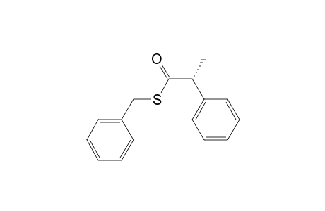 S-Benzyl (2R)-2-phenylpropanethioate