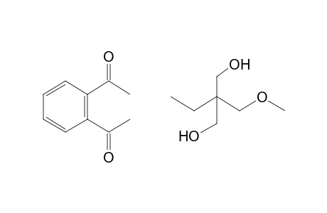 Short-oil alkyd based on saturated fatty acids; 32% triglycerides, 38% phthalic anhydride