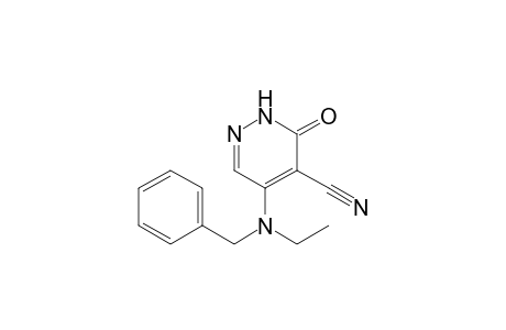 5-[Benzyl(ethyl)amino]-3-oxo-2,3-dihydropyridazine-4-carbonitrile