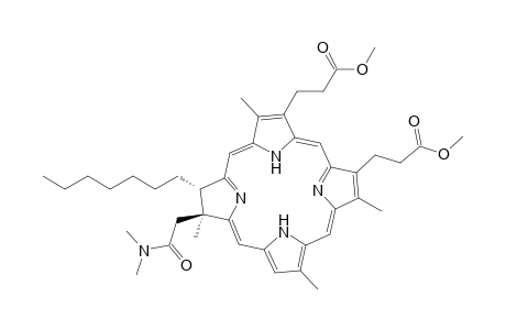Dimethyl 3,3'-[(7RS,8RS-trans)-7-(dimethylcarbamoyl)methyl-8-heptyl-2,7,12,18-tetramethyl-7,8-dihydroporphyrine-13,17-diyl]dipropionate