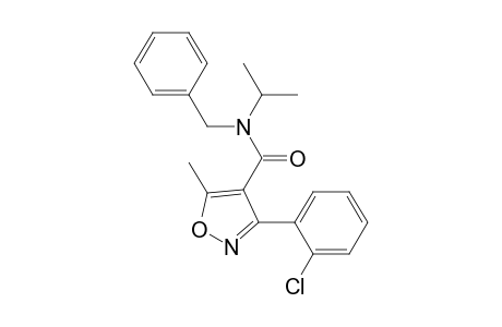 3-(2-Chlorophenyl)-5-methyl-N-(phenylmethyl)-N-propan-2-yl-1,2-oxazole-4-carboxamide