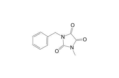 Imidazolidinetrione,methyl(phenylmethyl)-