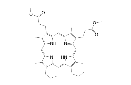 3,8-bis(2-methoxycarbonylethyl)-2,7,12,18-tetramethyl-13,17-dipropylporphyrin