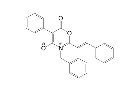 3-Benzyl-4-keto-5-phenyl-2-[(E)-styryl]-1,3-oxazin-3-ium-6-olate