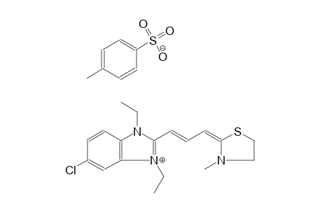 6-chloro-1,3-diethyl-2-[(1E,3E)-3-(3-methyl-1,3-thiazolidin-2-ylidene)-1-propenyl]-3H-benzimidazol-1-ium 4-methylbenzenesulfonate