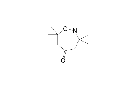 HEXAHYDRO-3,3,7,7-TETRAMETHYL-1,2-OXAZEPIN-5-ON