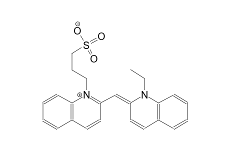 (E)-3-(2-((1-ethylquinolin-2(1H)-ylidene)methyl)quinolin-1-ium-1-yl)propane-1-sulfonate