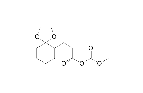 3-(2,2-Ethylenedioxycyclohexan-1-yl)propionic (methyl carbonic)anhydride