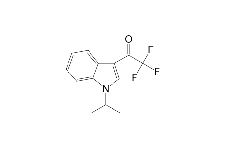 2,2,2-Trifluoro-1-[1-(propan-2-yl)-1H-indol-3-yl]ethanone