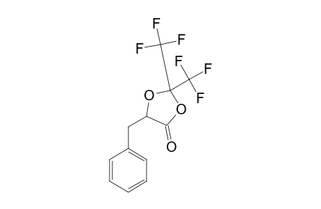 5-BENZYL-2,2-BIS-(TRIFLUOROMETHYL)-1,3-DIOXOLAN-4-ONE