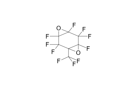 1-TRIFLUOROMETHYLNONAFLUORO-1,2:4,5-DIEPOXYCYCLOHEXANE