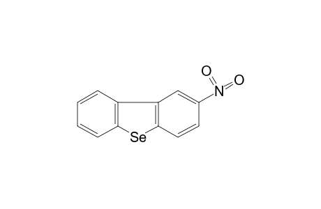 2-Nitrodibenzoselenophene